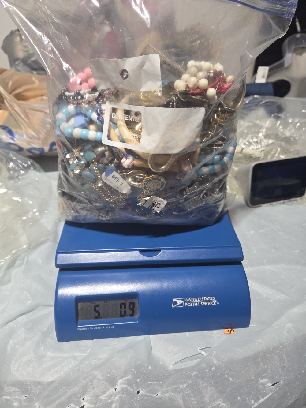 Mixed Jewlery Scraps - 5lbs - Picture 3 of 4